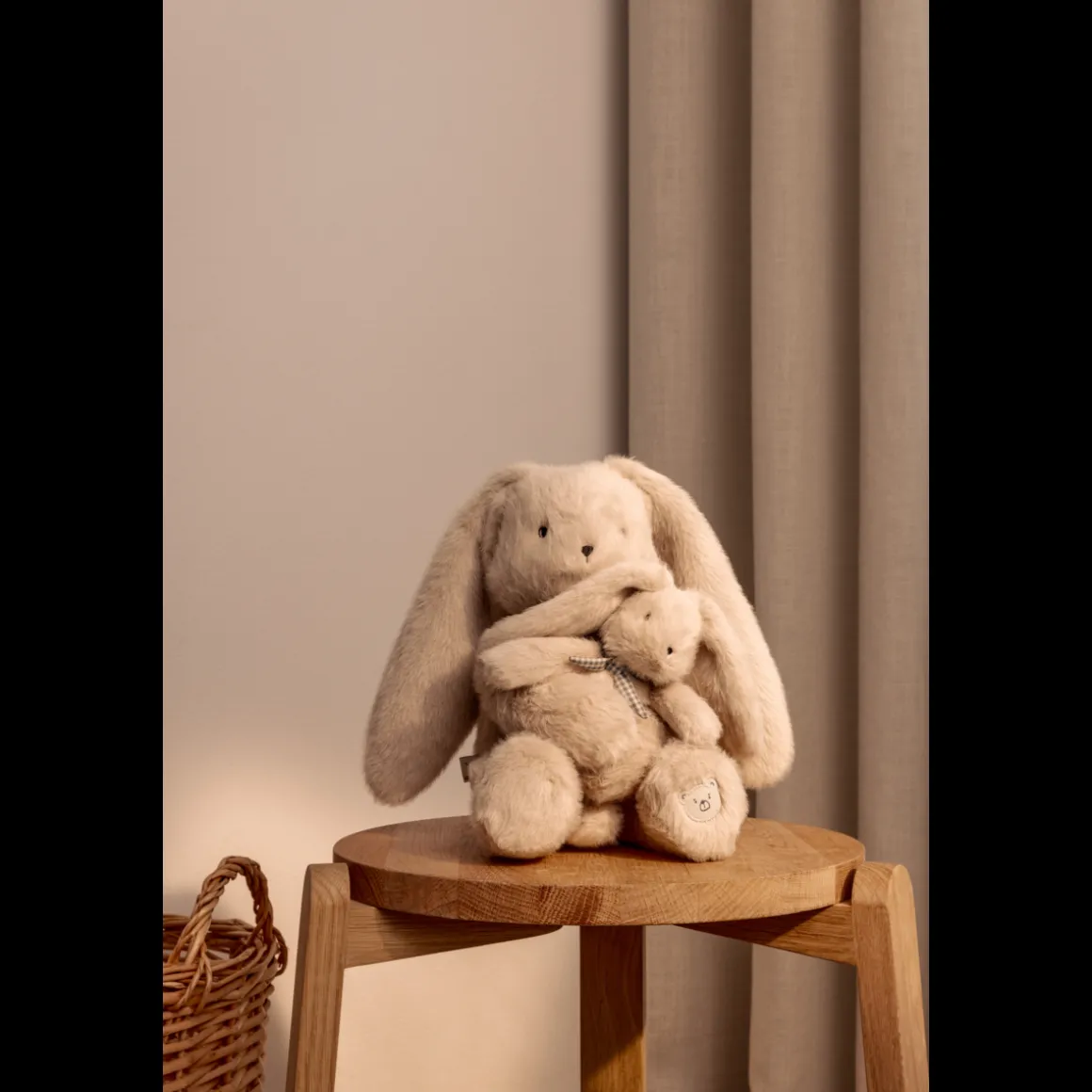 BERTO et Bébé Lapin en Peluche