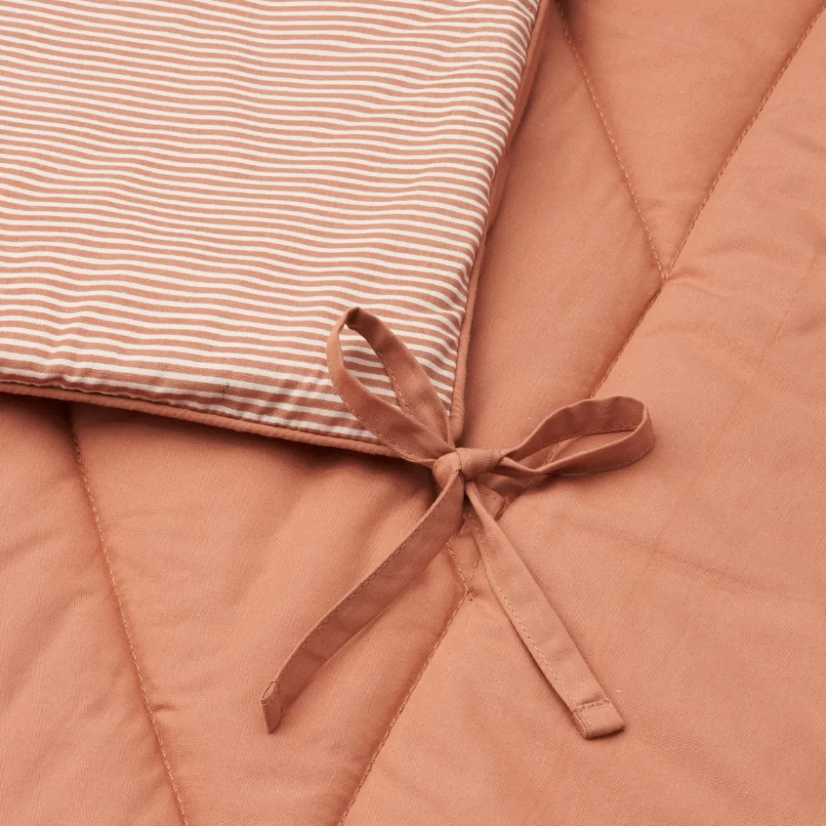 Couverture Daxton